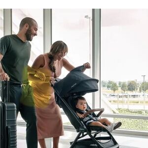 Nuna TRVL Stroller